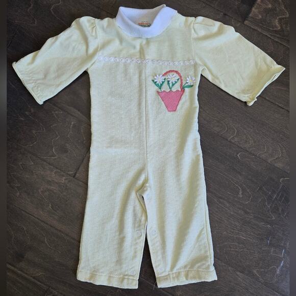 Vintage Floral Baby Onsie Romper Size 24 Months Spring Easter Daisy Applique - Picture 1 of 8